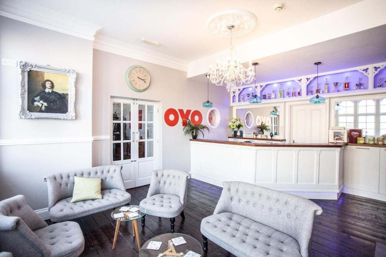 Hotel Oyo Timothy'S à Tenby Extérieur photo